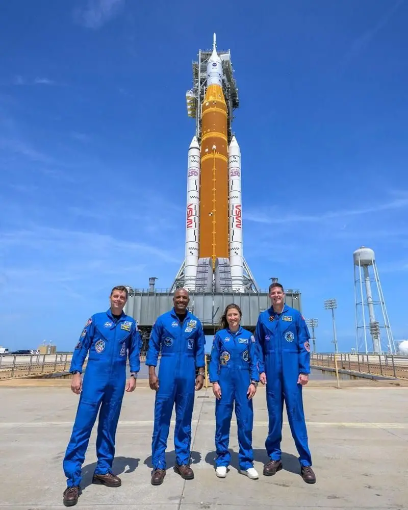 Astronautas de la misión Artemis 2: Victor Glover, Christina Koch, Reid Wiseman y Jeremy Hansen