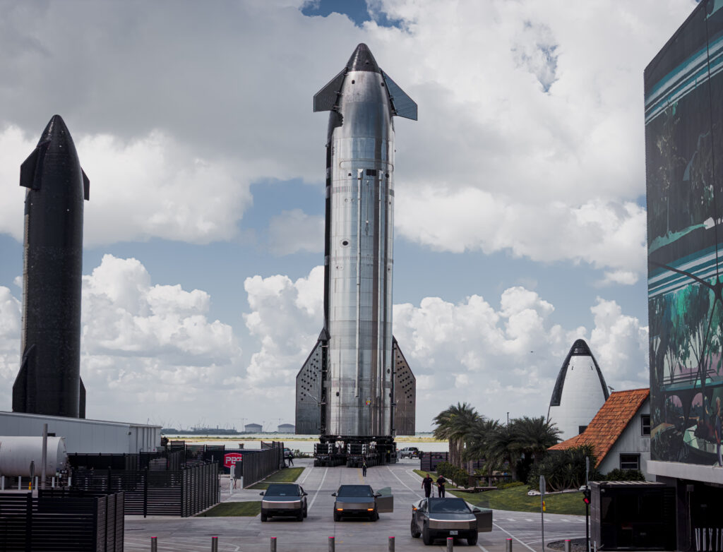 Starship Block 3 en configuración de lanzamiento completa